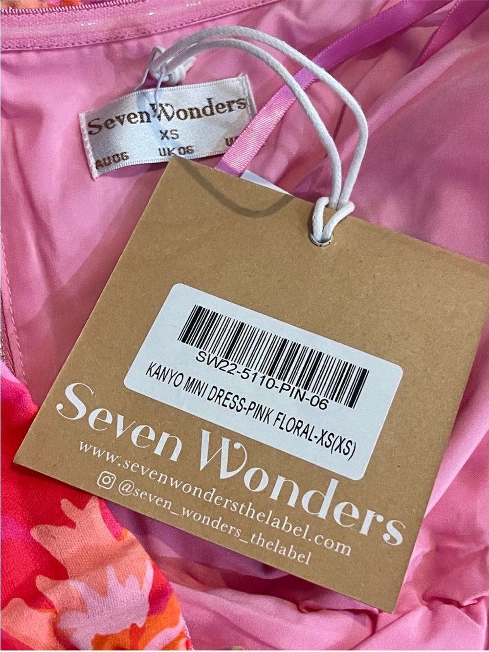 NWT Seven Wonders Kanyo Pink Floral Ruched Mini Dress XS Hello Molly - Picture 13 of 13